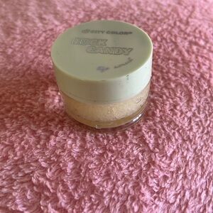 Lip scrub